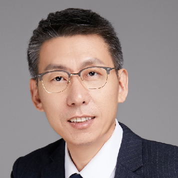 梁春.png