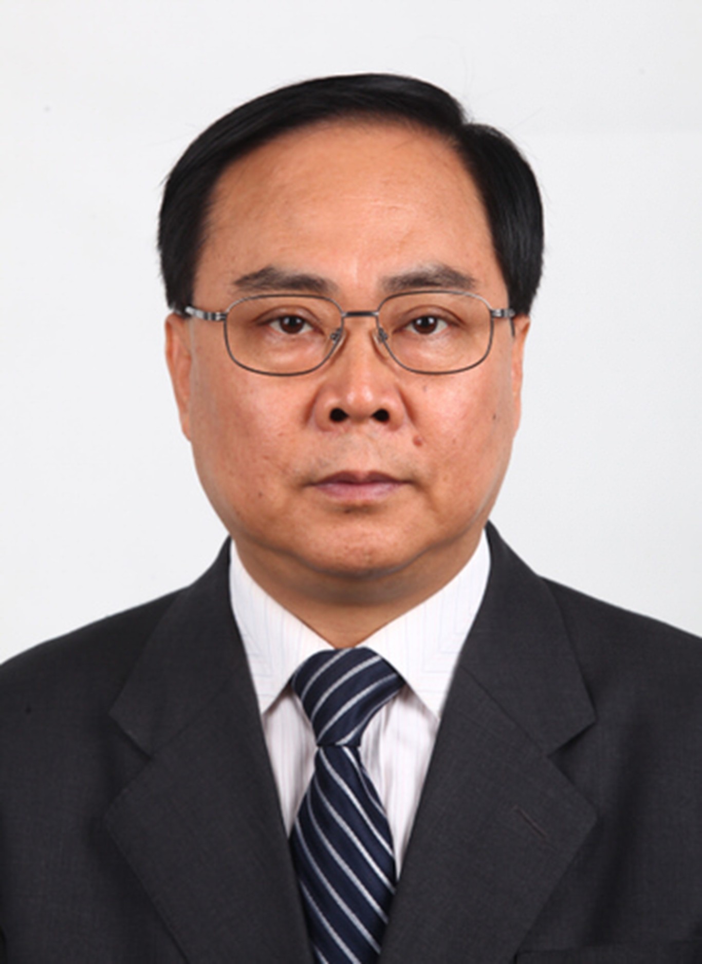 李新立.jpg