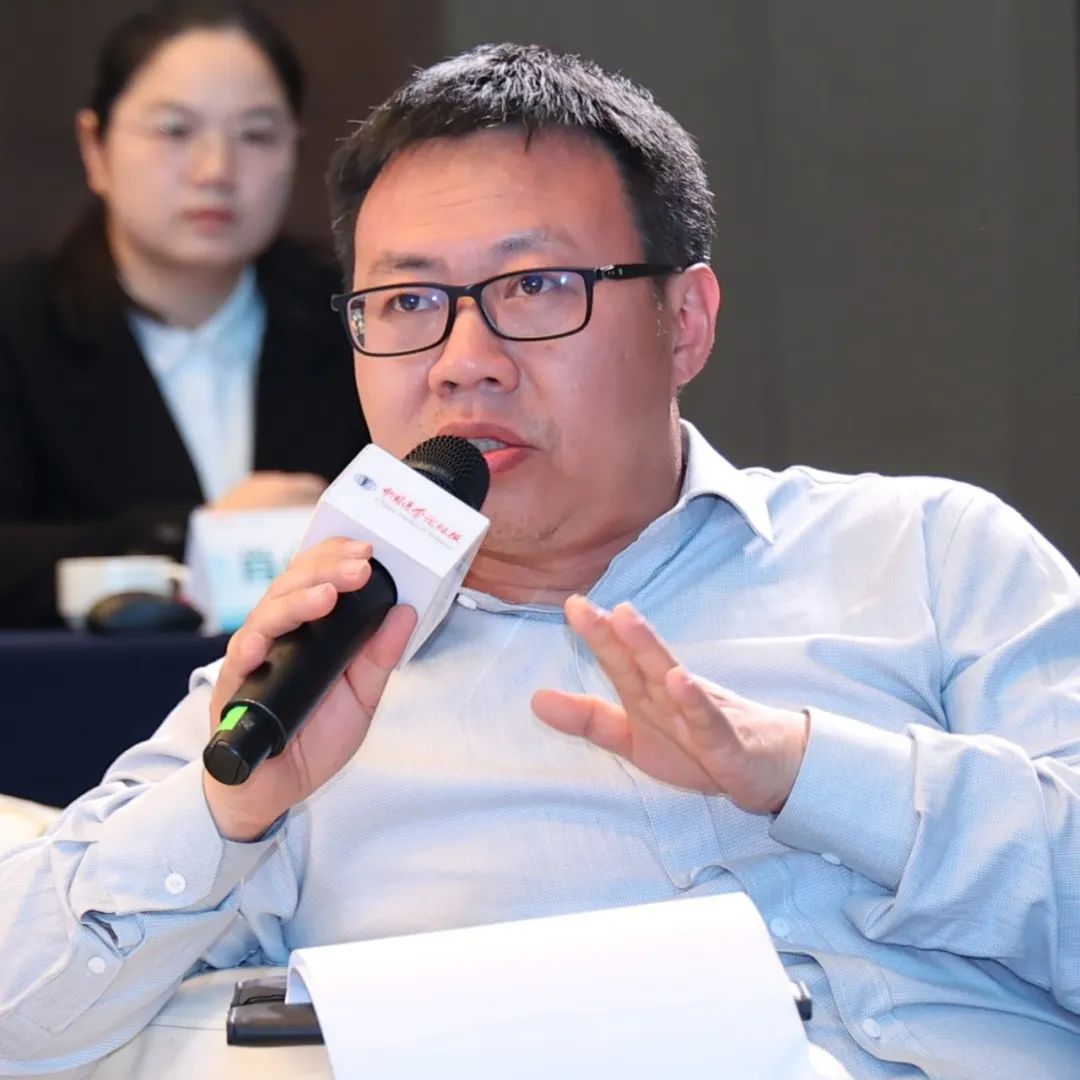 讨论6徐清华.JPG
