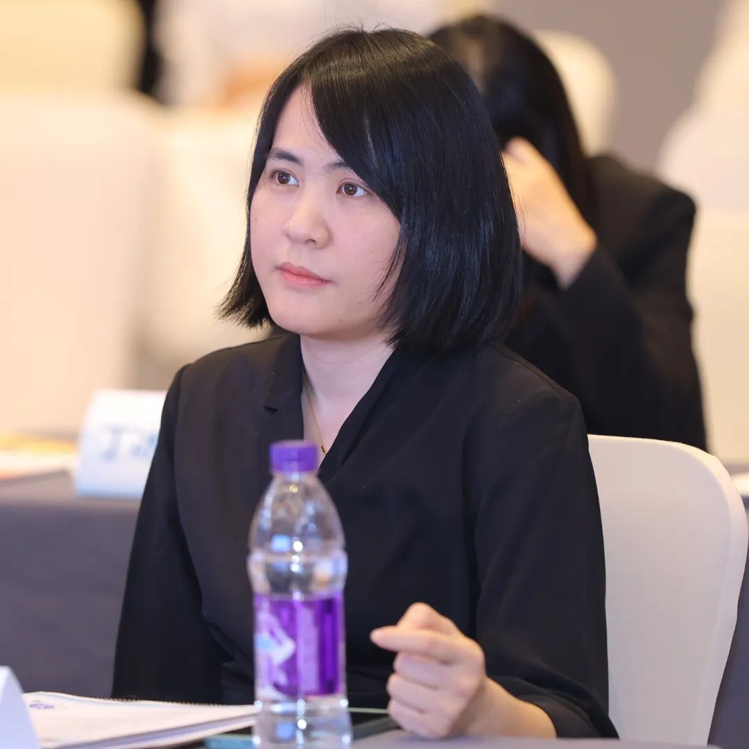 刘红云.JPG