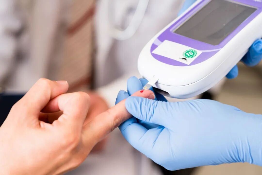 测血糖2.jpg