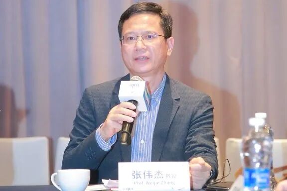 张伟杰.jpg