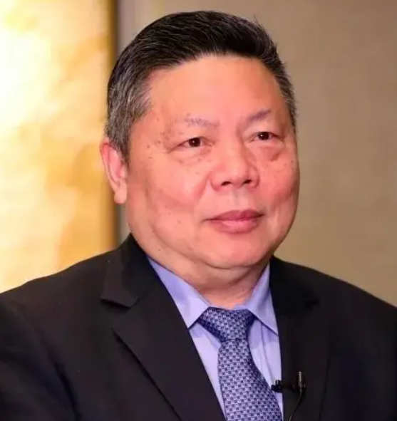 吴一龙.png