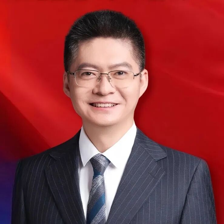 王玮.png