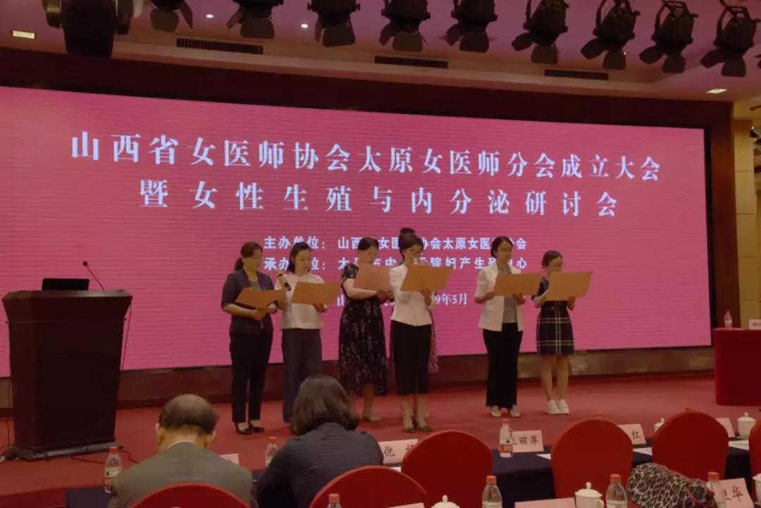 诗朗诵.jpg