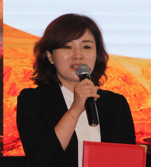 柴宁莉.jpg