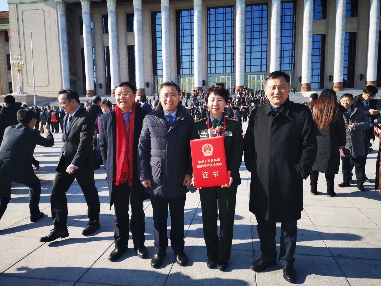 陈韵岱教授1.jpg