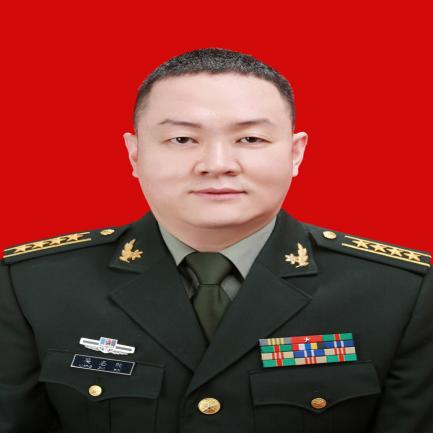 梁志欣主任.png