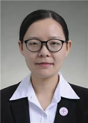 徐玲.jpg
