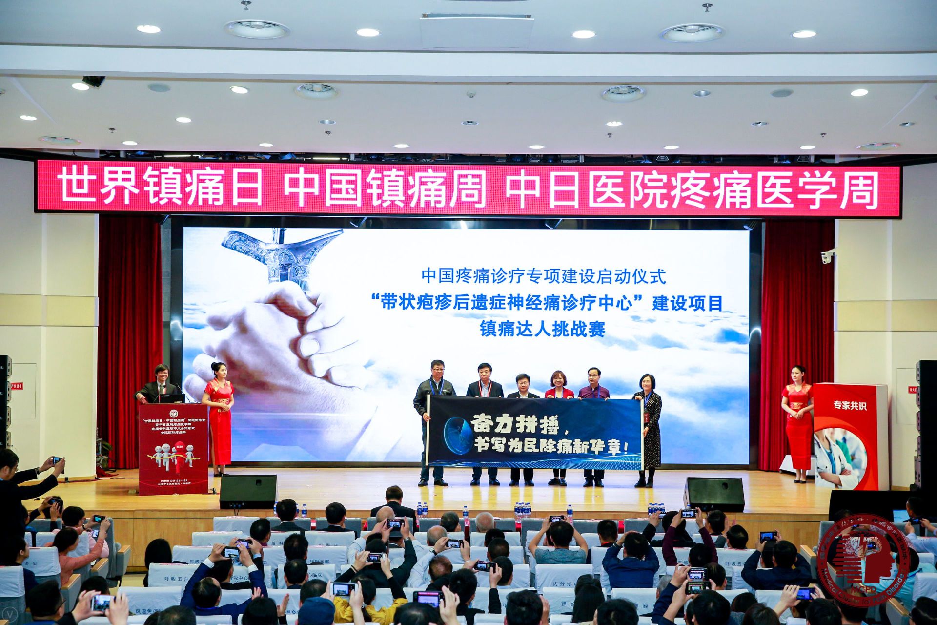 vbox7129__X3A2972_092756_small.jpg
