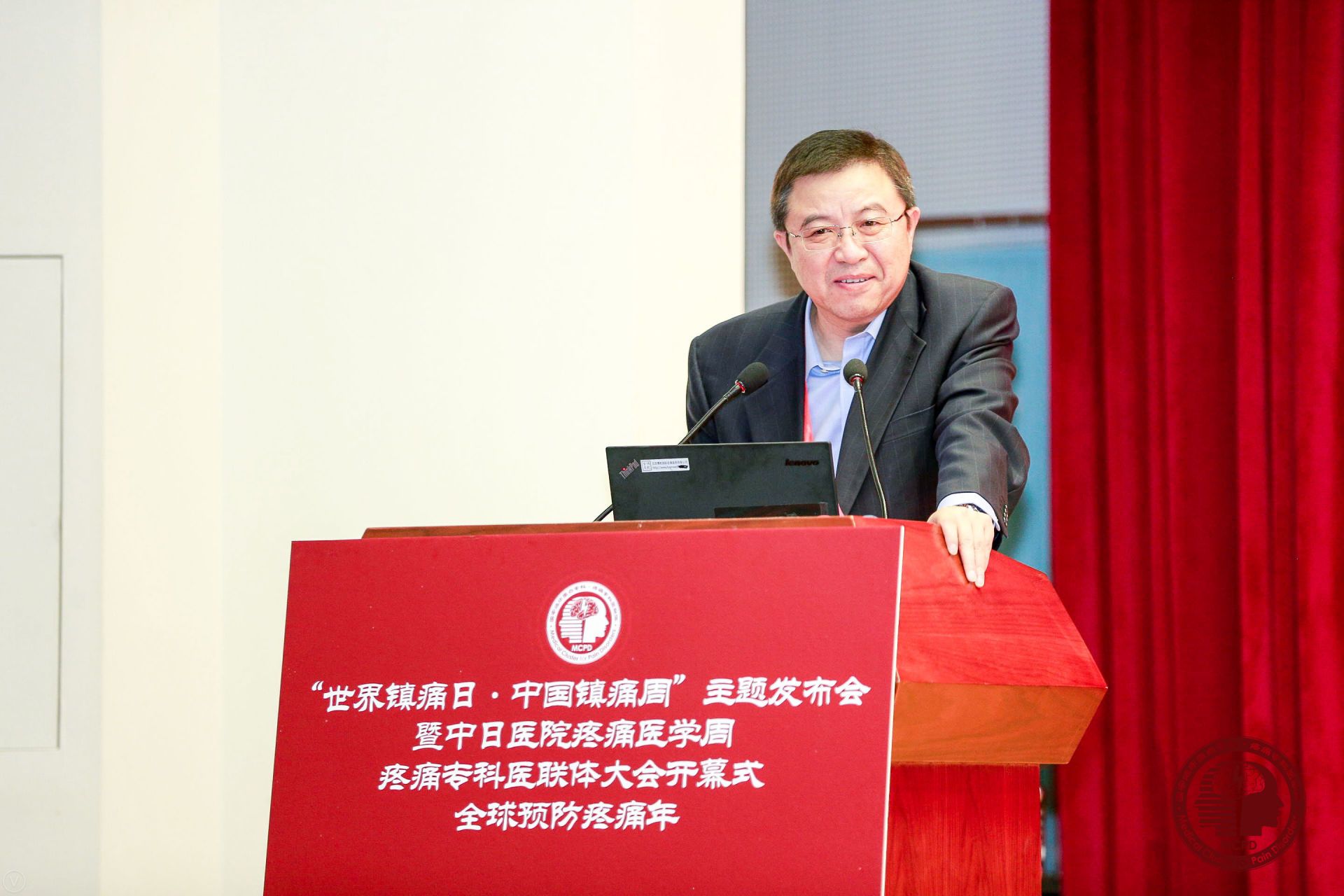 vbox7129__X3A2886_085342_small.jpg
